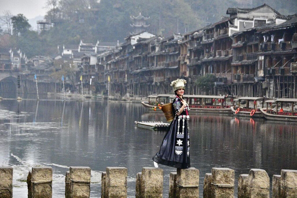 Tour Phượng Hoàng Cổ Trấn 2023