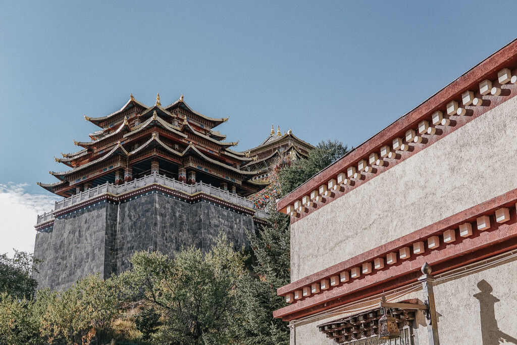 Tu -viện- Songzanlinsi-ivivu-2