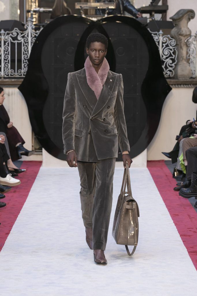 BALLY THU - ĐÔNG 2023