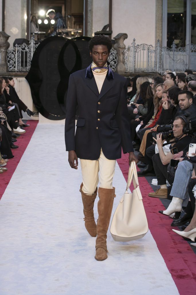 BALLY_020_FW23-683x1024.jpg