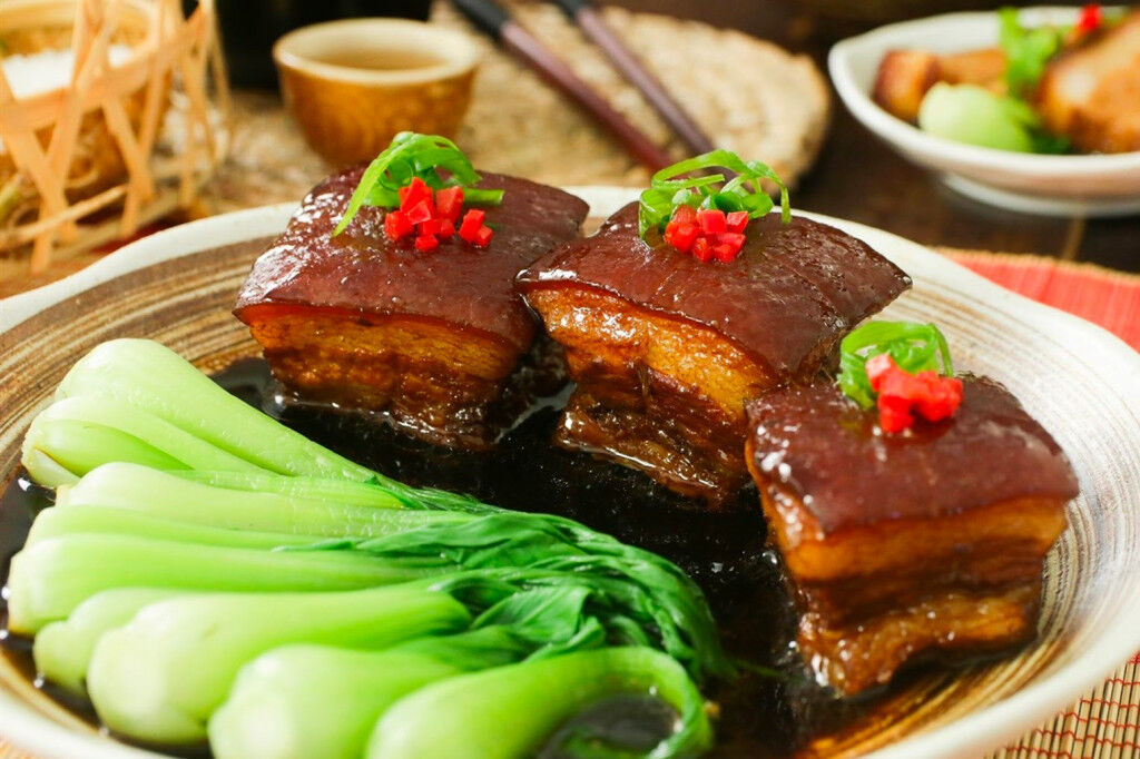 Thịt kho đông pha ivivu 1