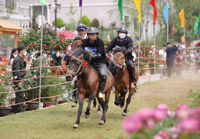 Lễ hội mùa hè Sa Pa