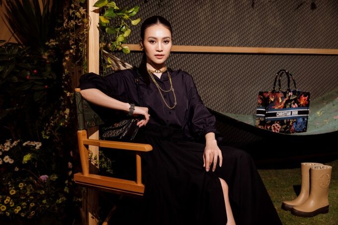 Lan Ngọc tại showroom Dior