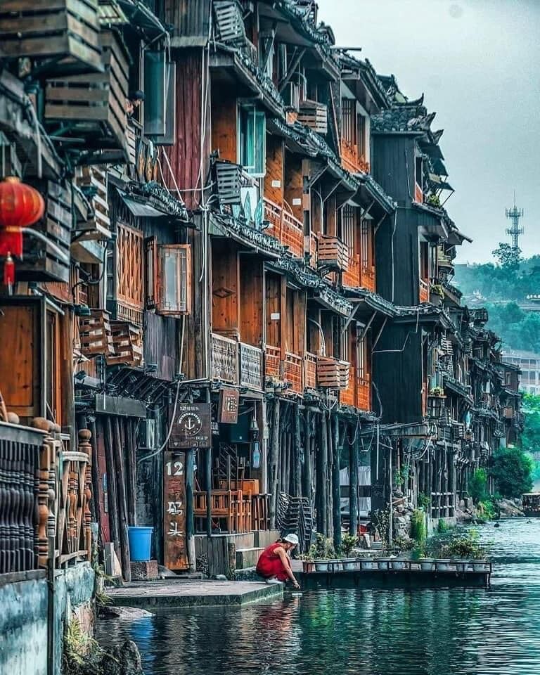 Phượng Hoàng cổ trấn ivivu 2