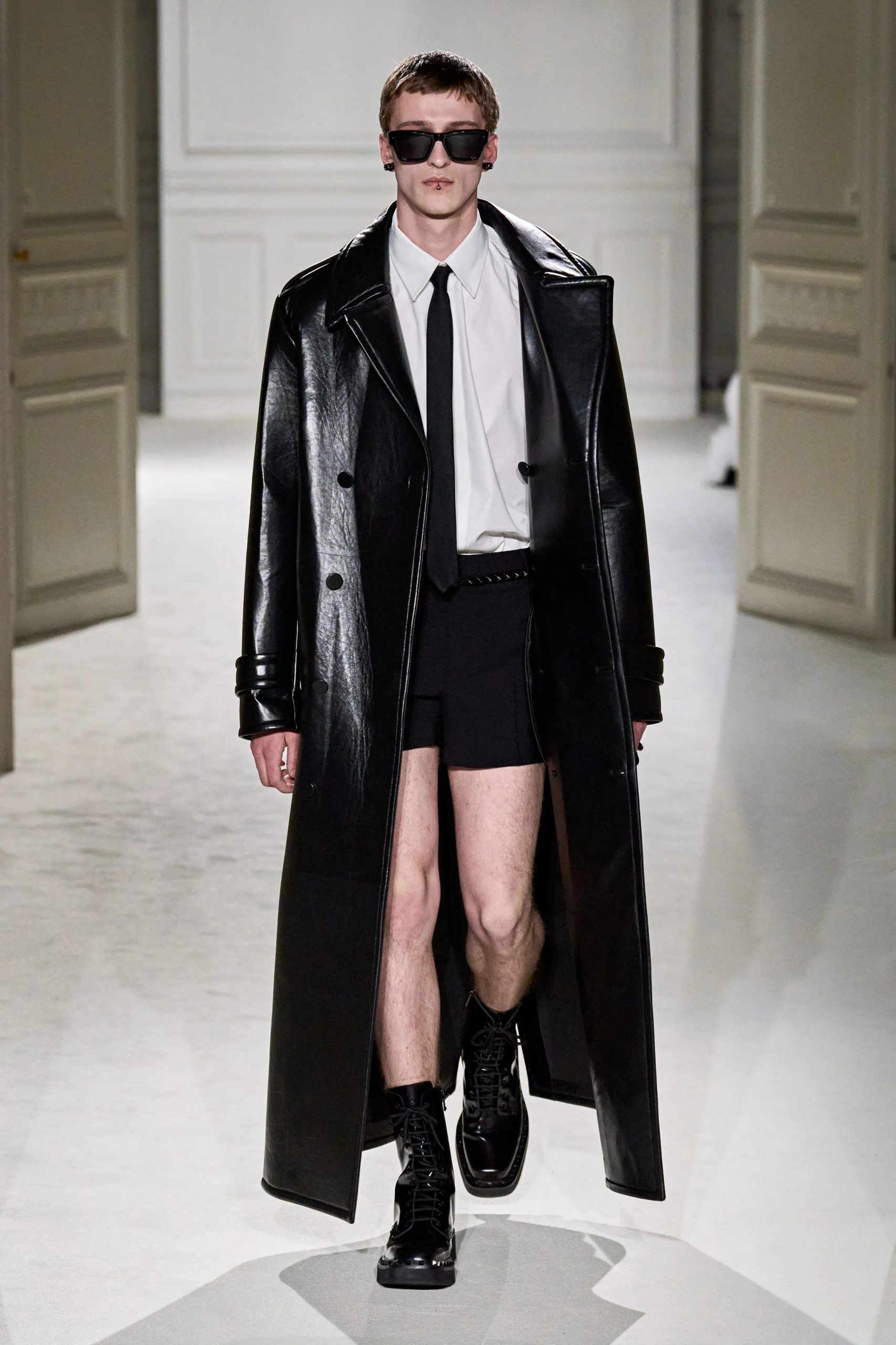 BST Valentino Thu Đông 2023