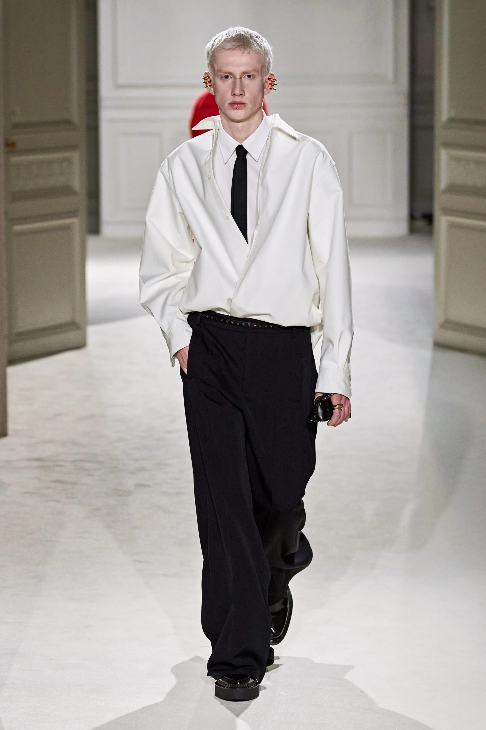 BST Valentino Thu Đông 2023