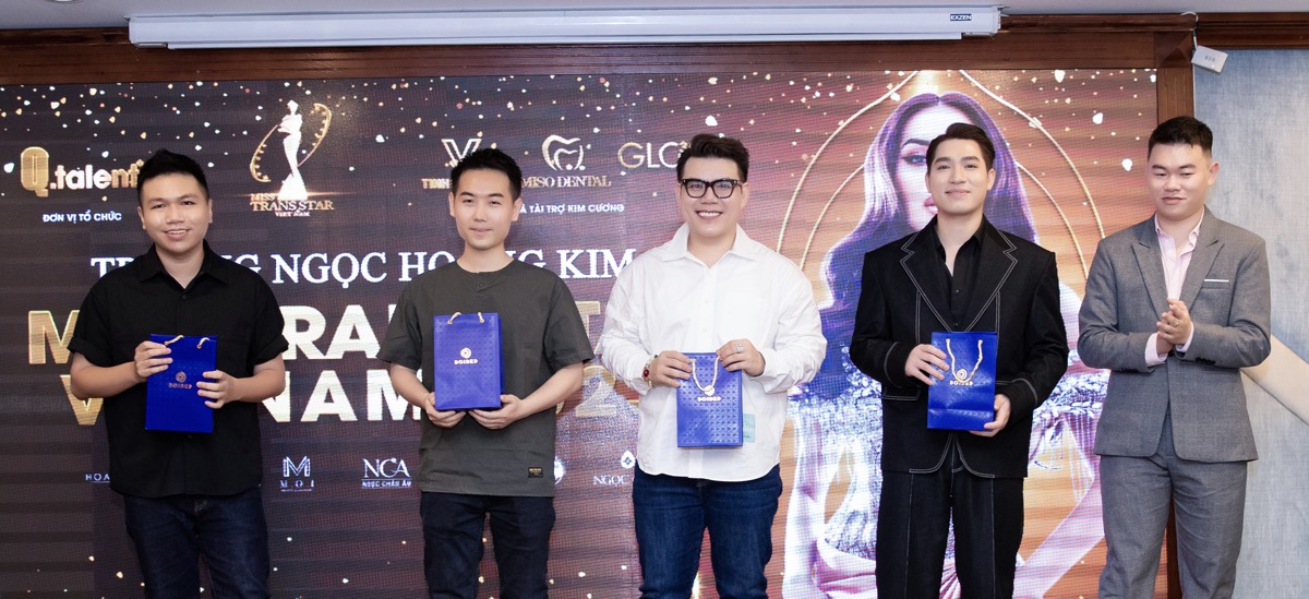 Mai Ngô chúc mừng Hoàng Kim