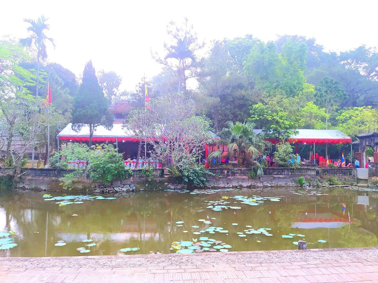 Lễ hội đền Đức Thánh Cả
