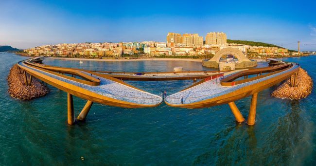 Kiến trúc gần như siêu thực của Cầu Hôn tại Phú Quốc