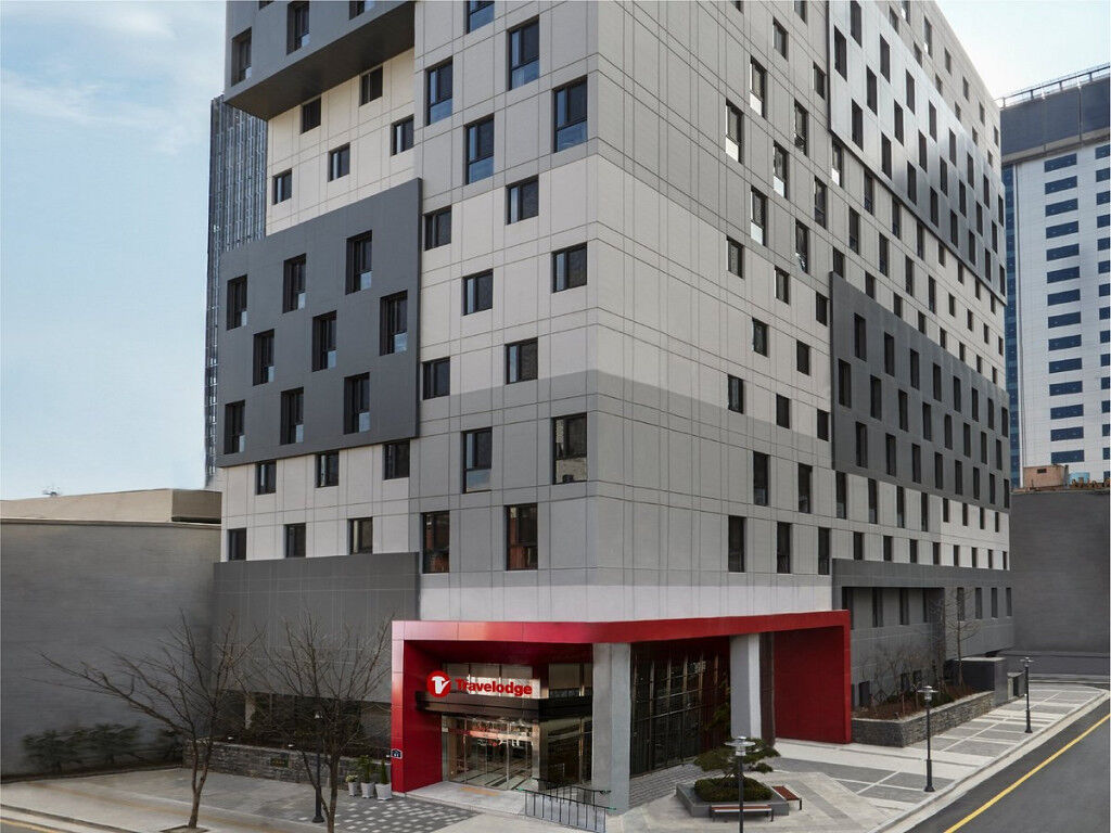 Travelodge- Myeongdong -Euljiro-ivivu