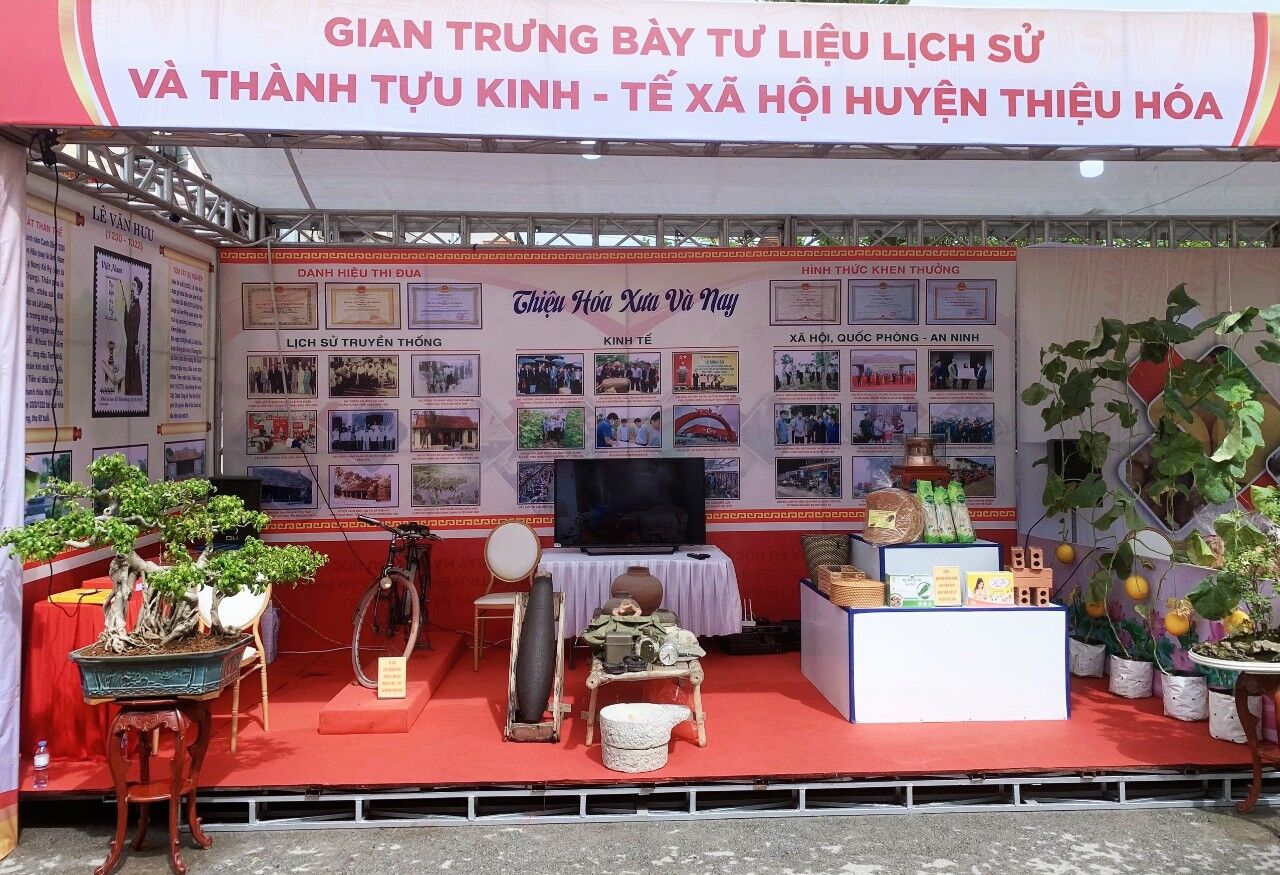 nhà sử học Lê Văn Hưu