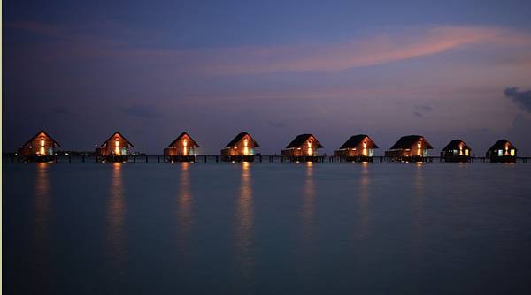 10-resort-dang-cap-cua-Malidves-ivivu-10.jpg