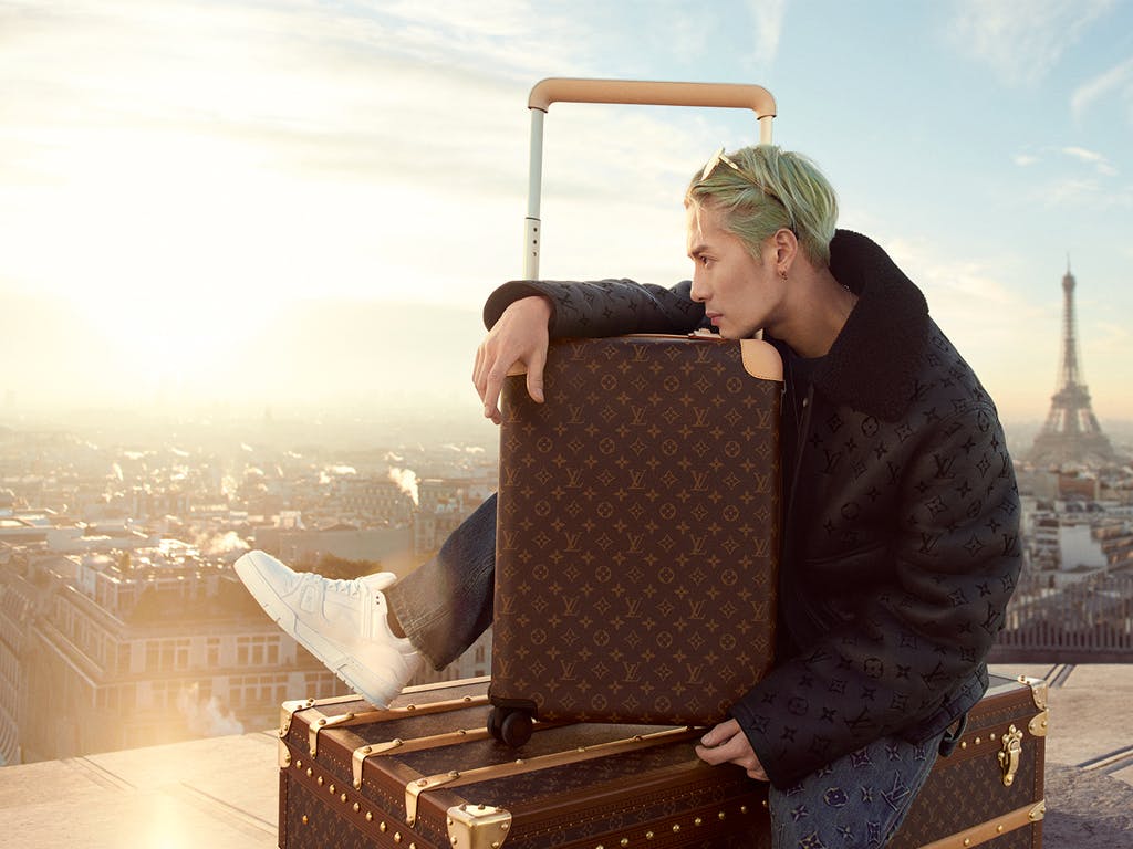 Jackson Wang và Louis Vuitton