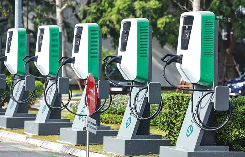 Chi phí sạc xe điện