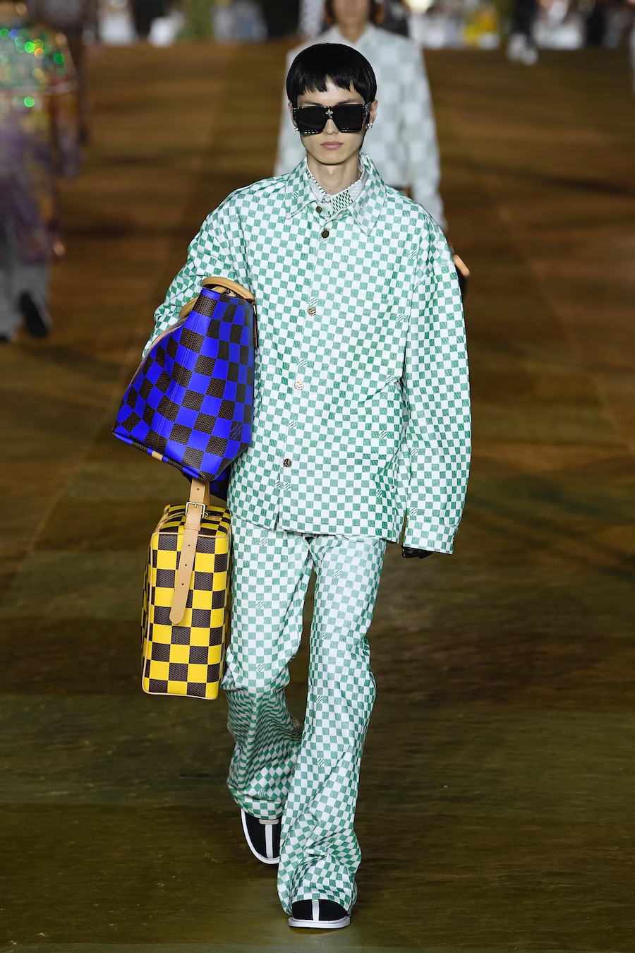 Louis Vuitton Menswear Xuân Hè 2024