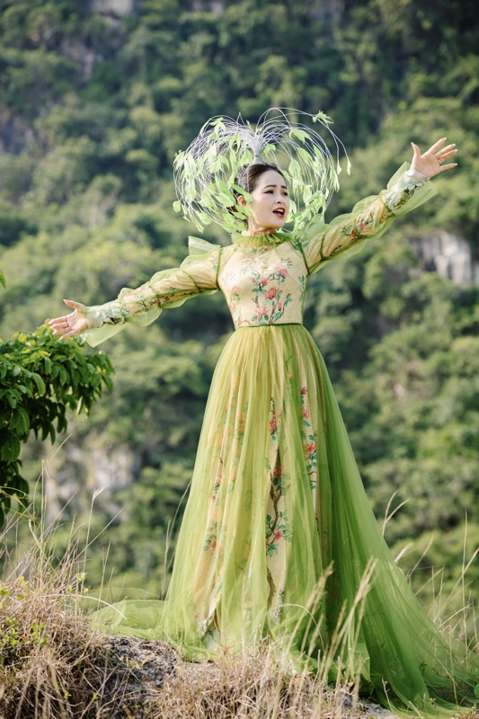 Trang Nhung ra mắt MV
