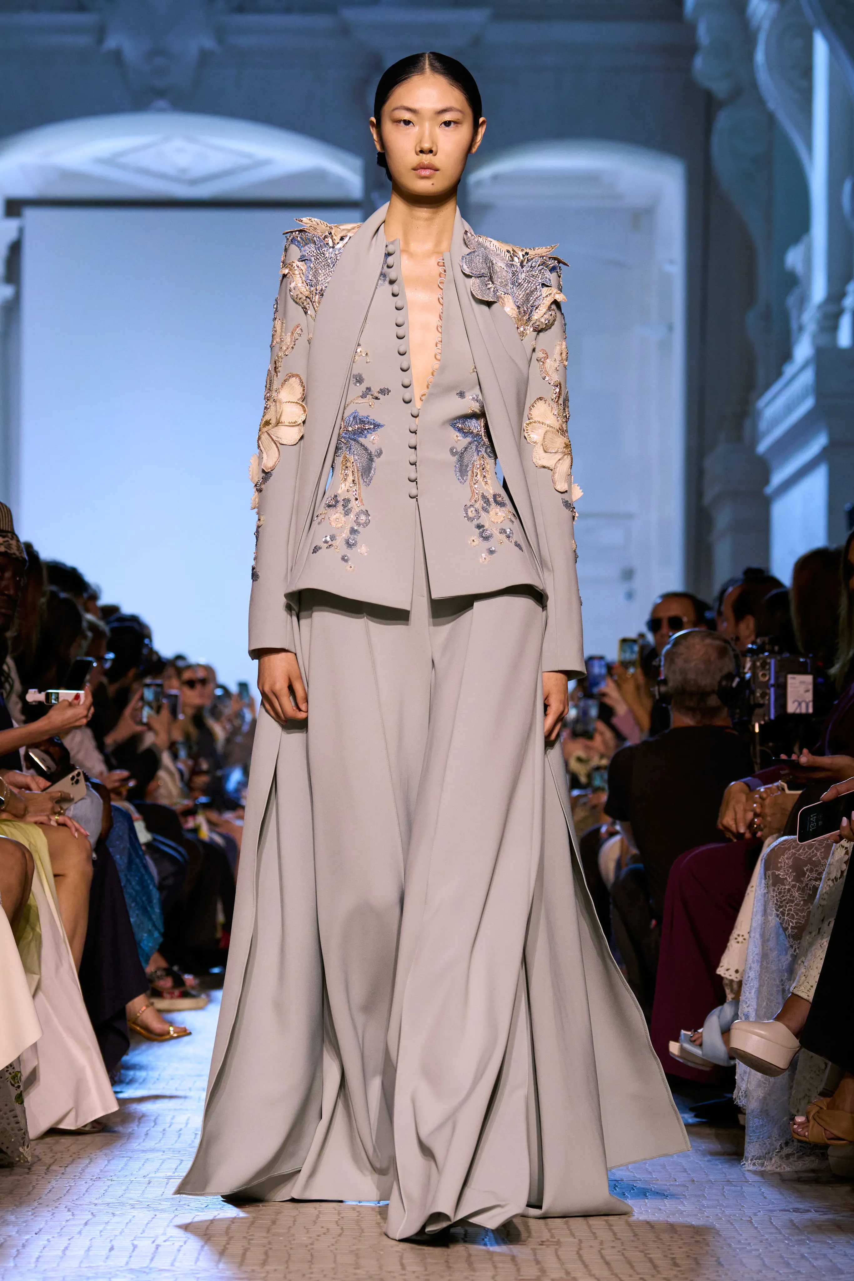 ELIE SAAB Couture Thu Đông 2023