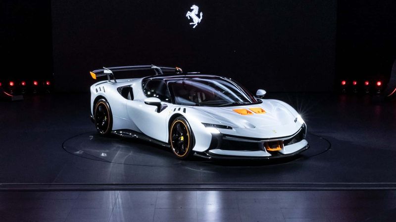 xe đua thể thao Ferrari