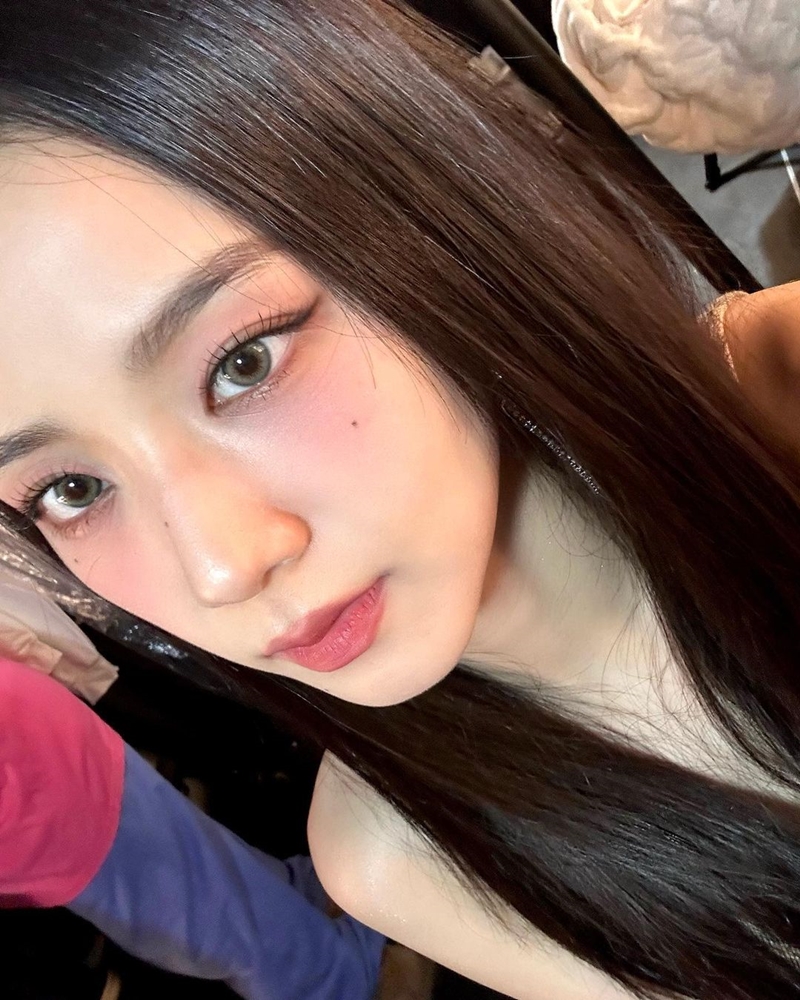 phong cách làm đẹp Black Pink