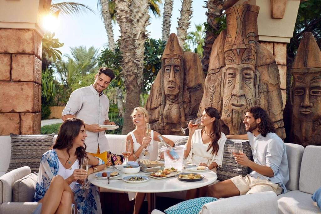Atlantis The Palm Dubai ivivu 28