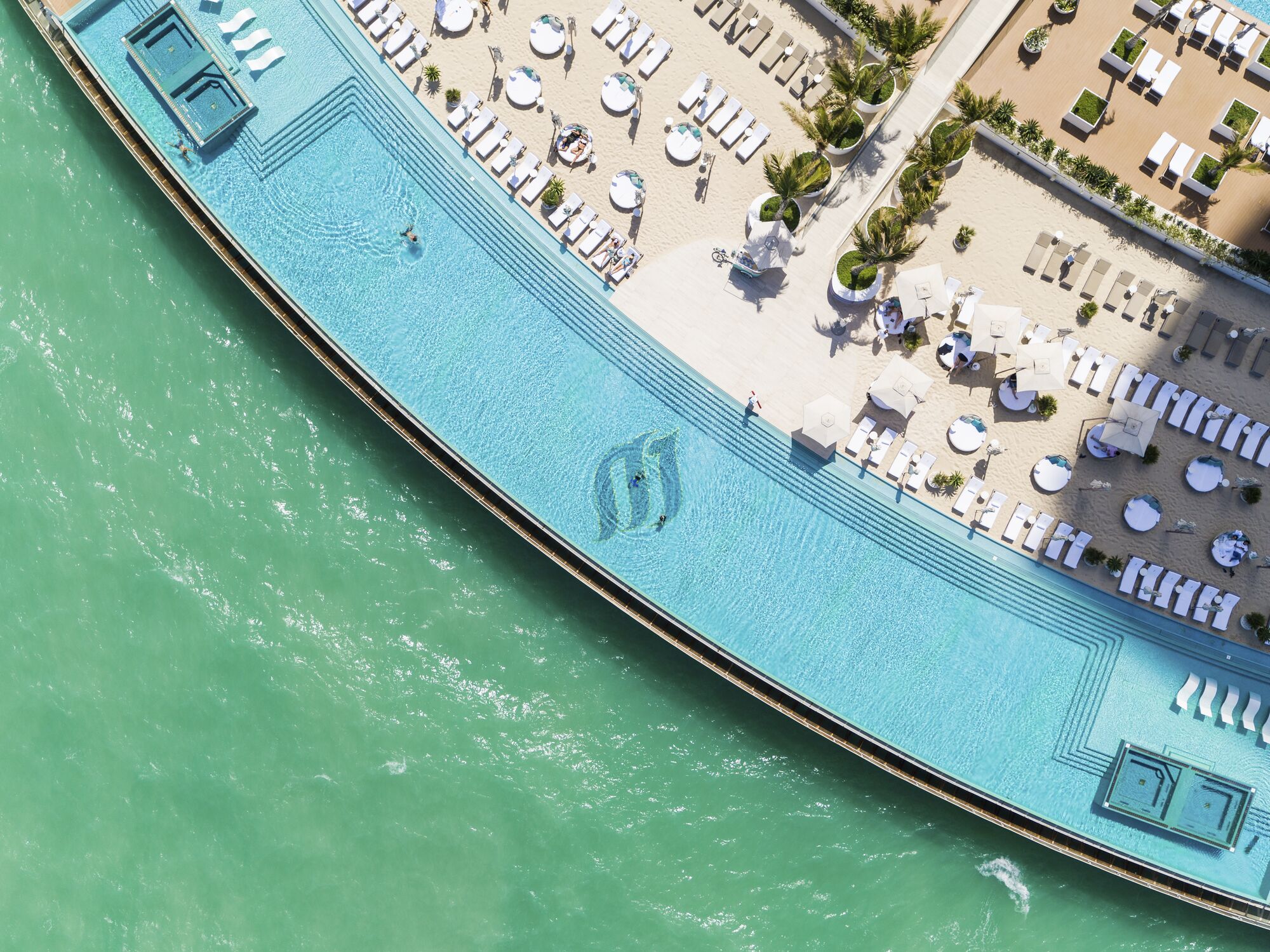 Burj- Al -Arab- Jumeirah- Dubai-ivivu-2