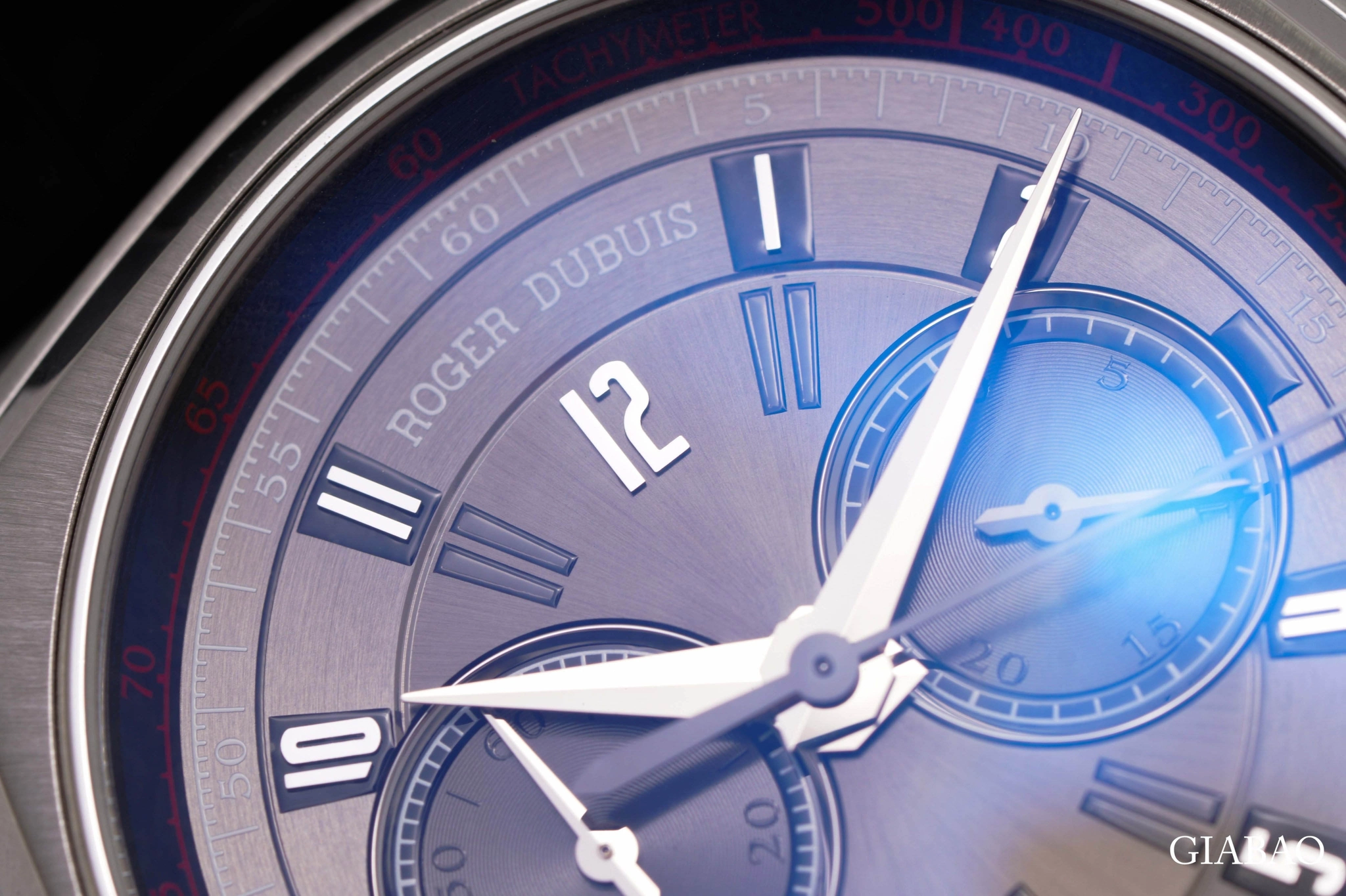 đồng hồ Roger Dubuis