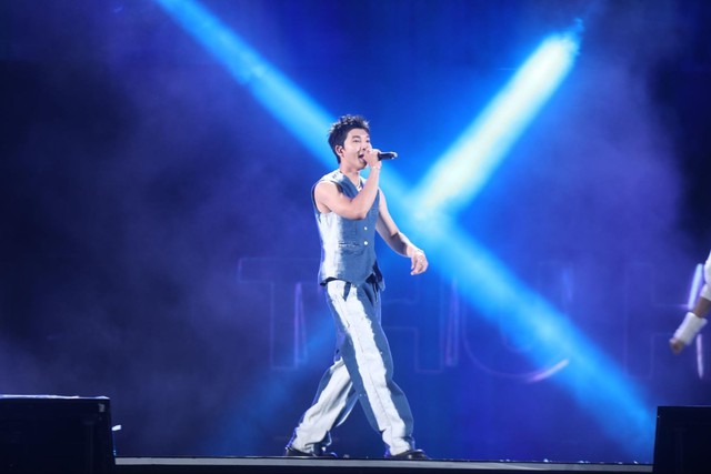 siêu đại nhạc hội 8Wonder