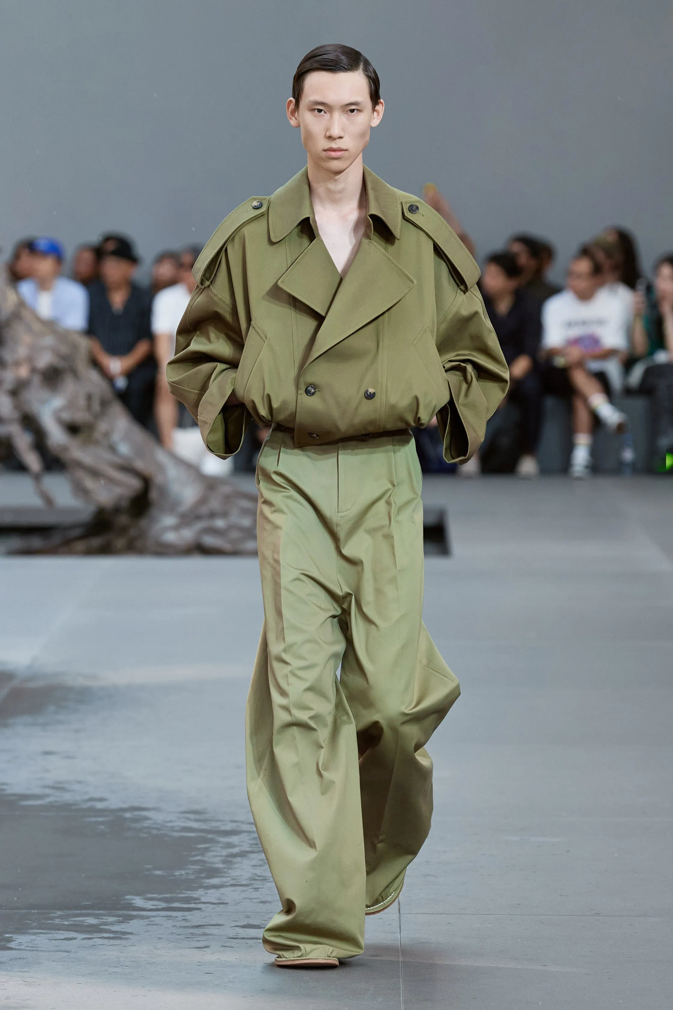 Loewe Menswear Xuân Hè 2024