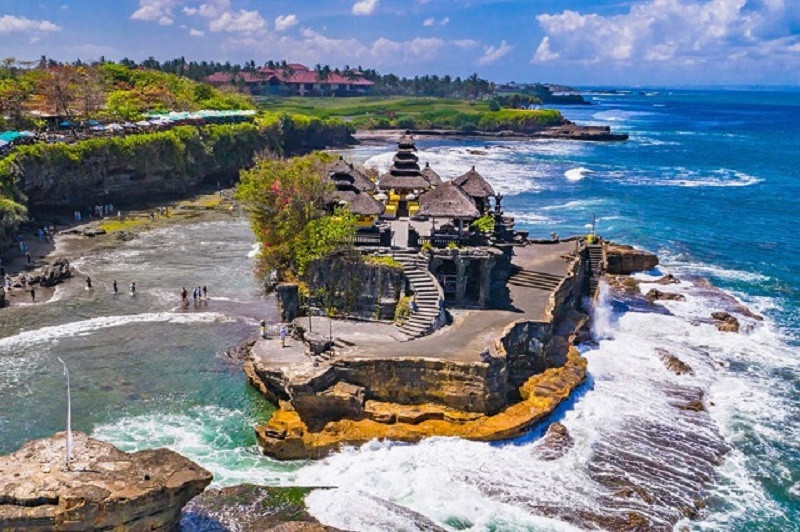 Đền Tanah Lot - tour du lịch Bali