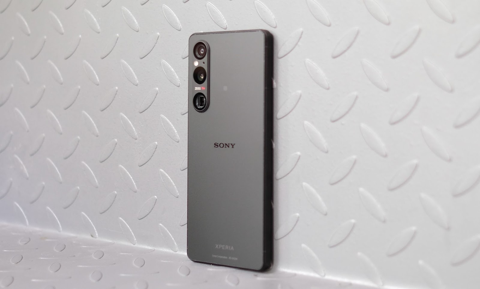 Xperia 1 V
