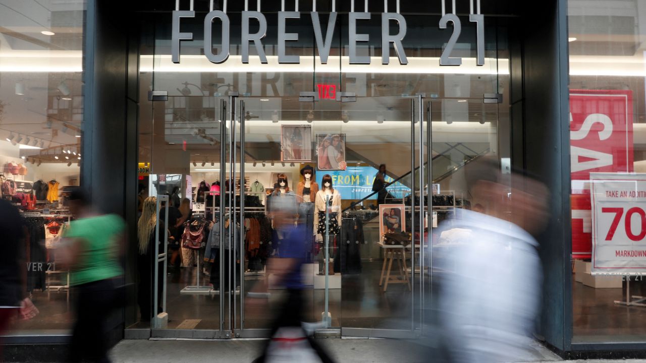 Shein hợp tác Forever 21