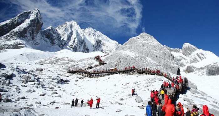 Tham quan núi Tuyết Ngọc Long - Tour Vân Nam Trung Quốc 