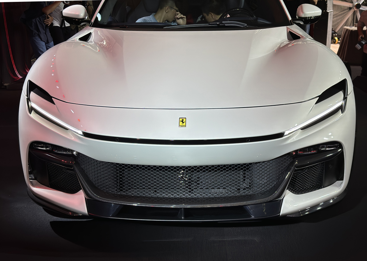 Ferrari Purosangue 