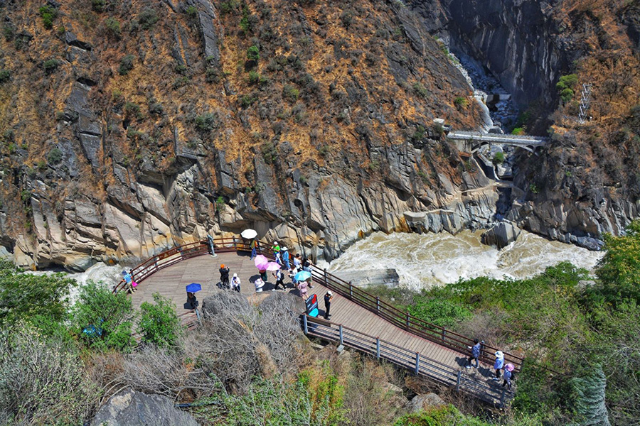 Khe Hổ Nhảy – Khám Phá Hẻm Núi Sâu Nhất Thế Giới | Antamtour.vn