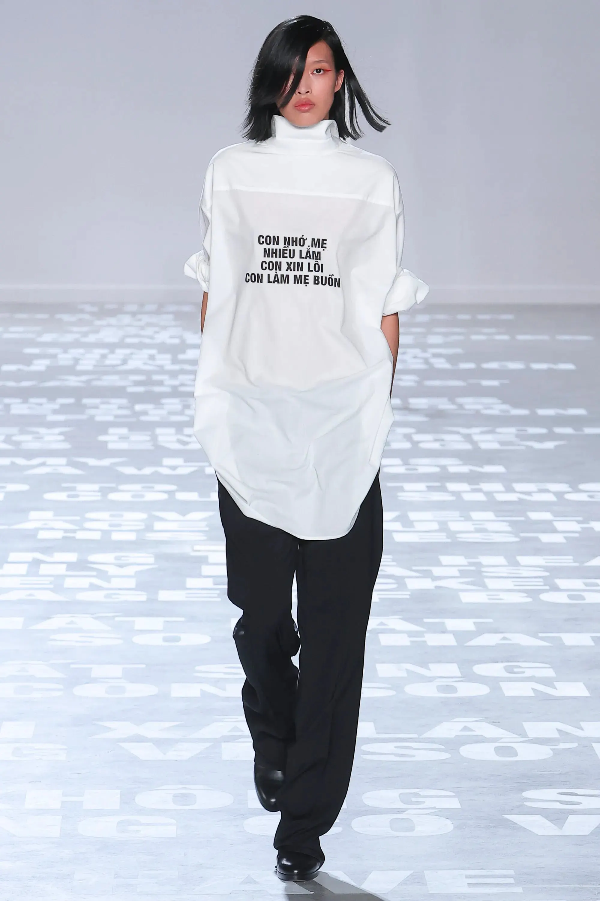 Helmut Lang Xuân-Hè 2024