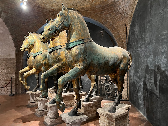 Basilica-di-San-Marco-ivivu-11