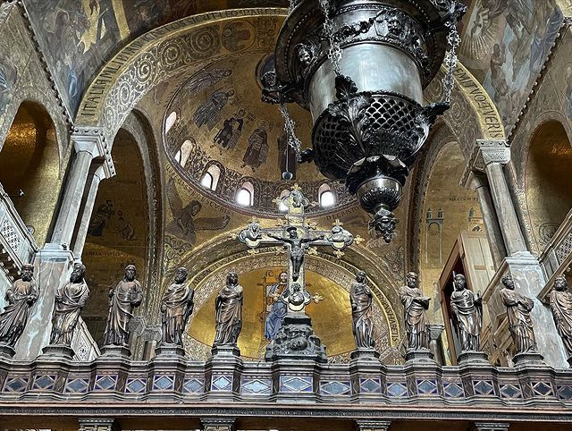 Basilica-di-San-Marco-ivivu-17