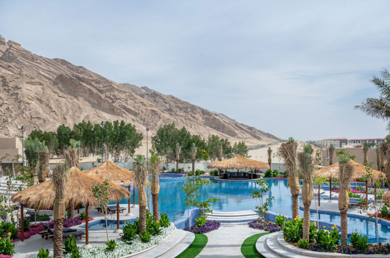 dong-song-nhan-tao-ivivu-3