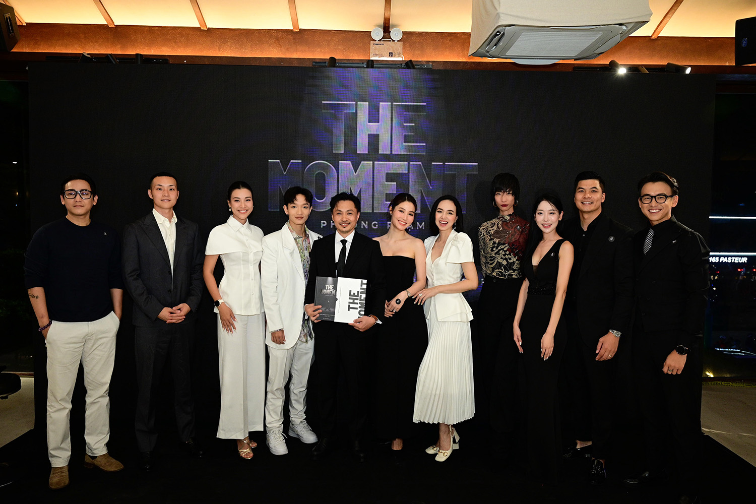 Harper's Bazaar_NAG Phương Phạm ra mắt sách ảnh The Moment_02
