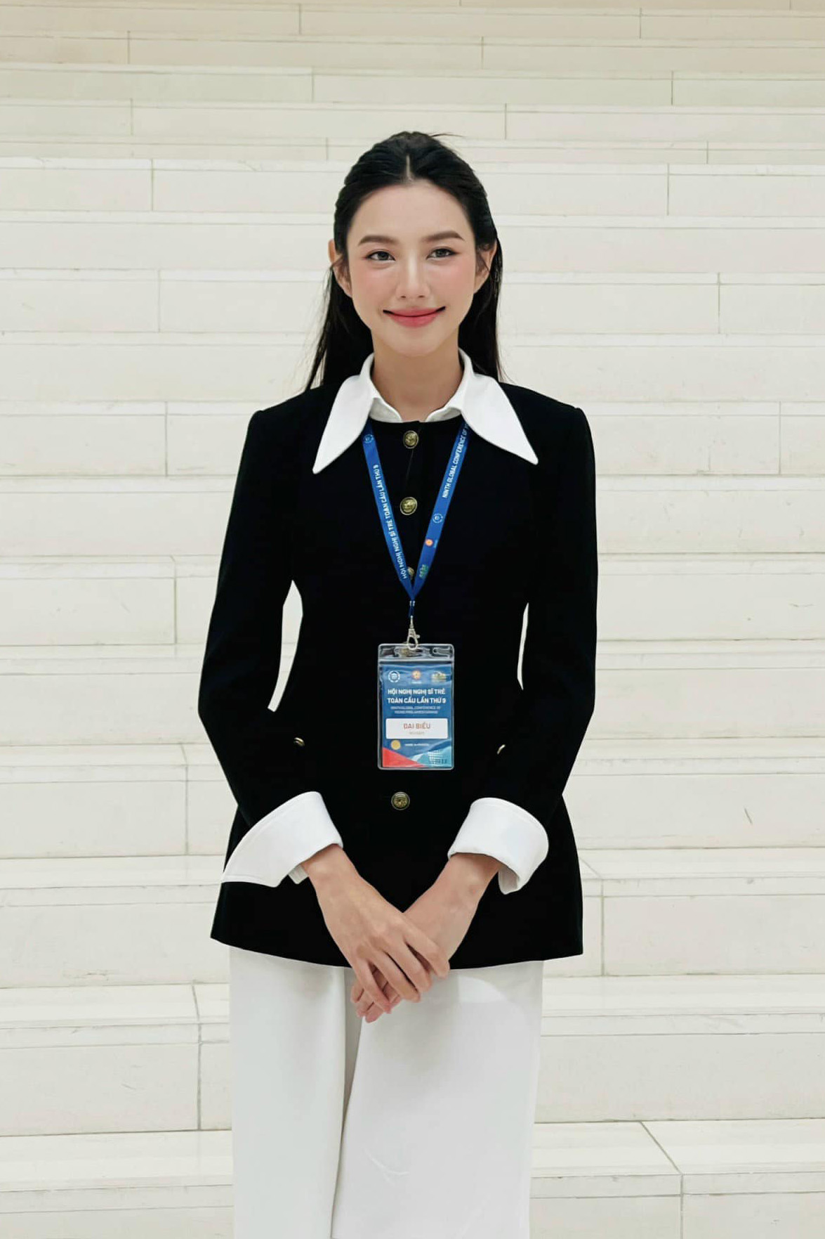 Hoa hậu Nguyễn Thúc Thùy Tiên