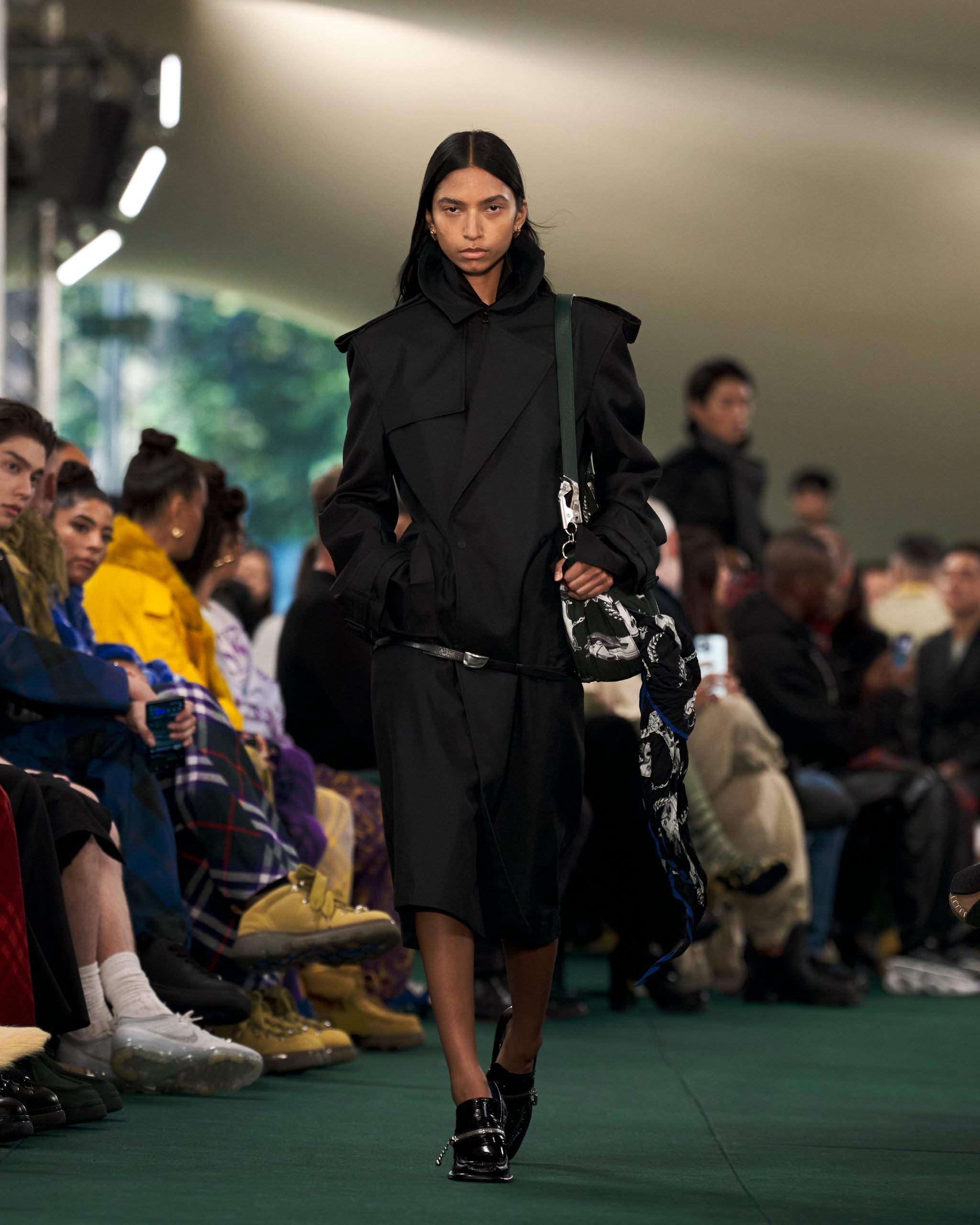 BST Burberry Xuân-Hè 2024