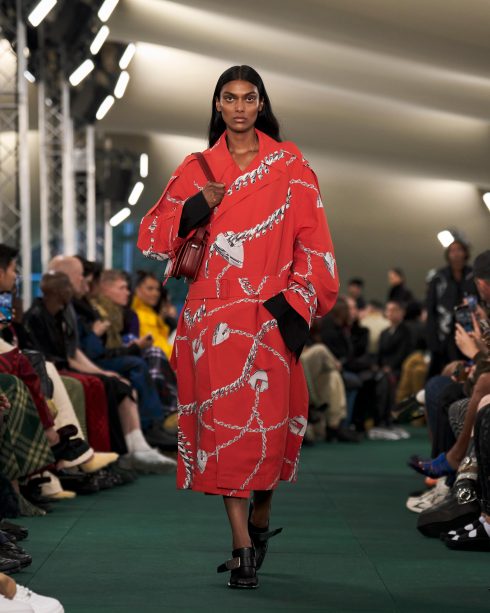 BST Burberry Xuân-Hè 2024