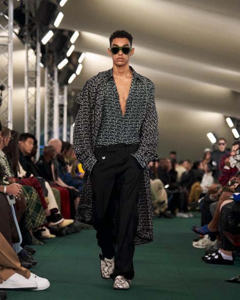 BST Burberry Xuân-Hè 2024