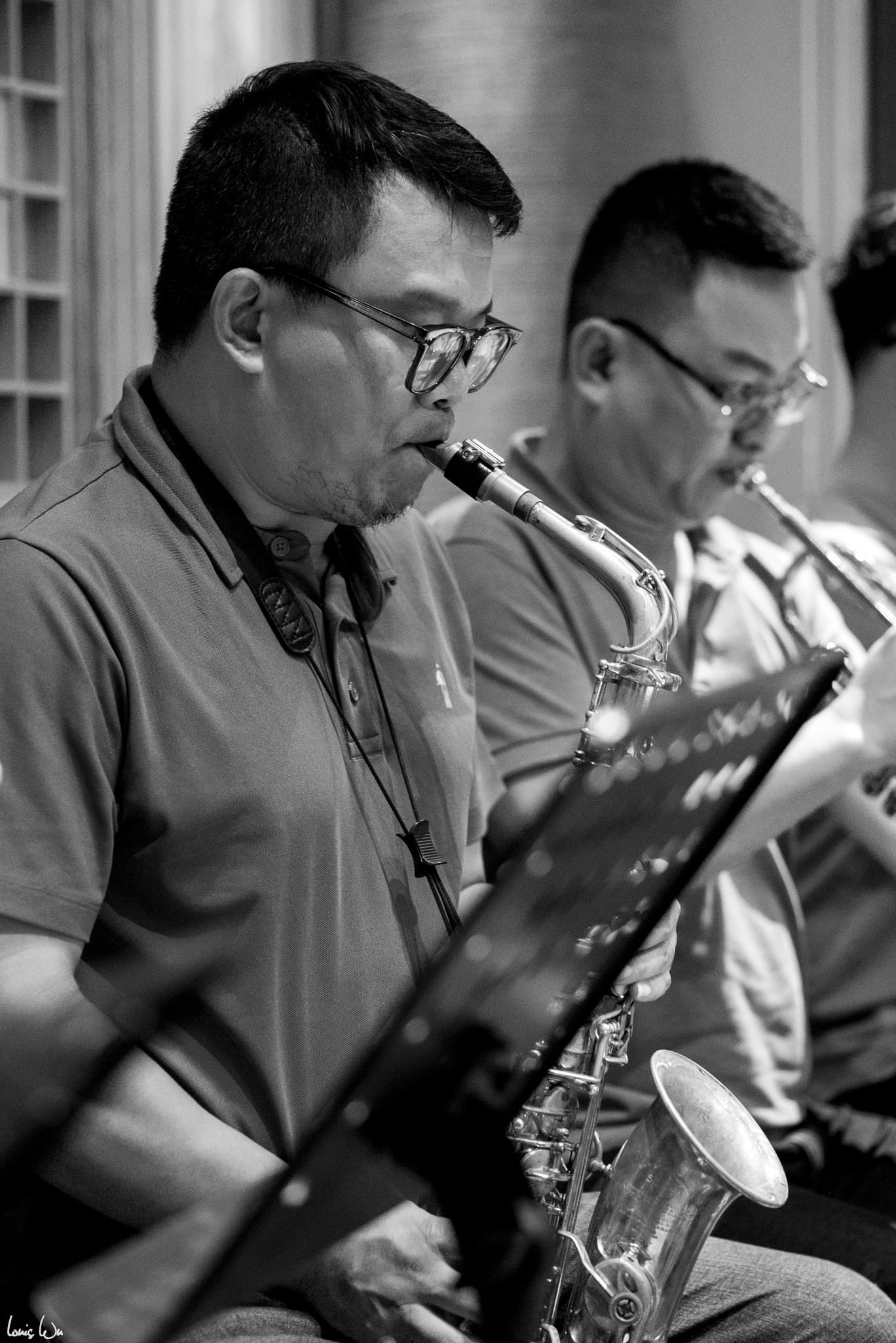 band nhạc cùng Nhạc sĩ Đức Trí