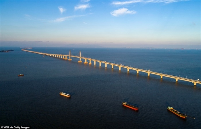 Cầu vượt biển