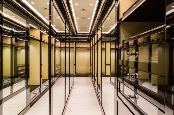 Siêu du thuyền Okto thiên đường 60 triệu đô giữa biển khơi