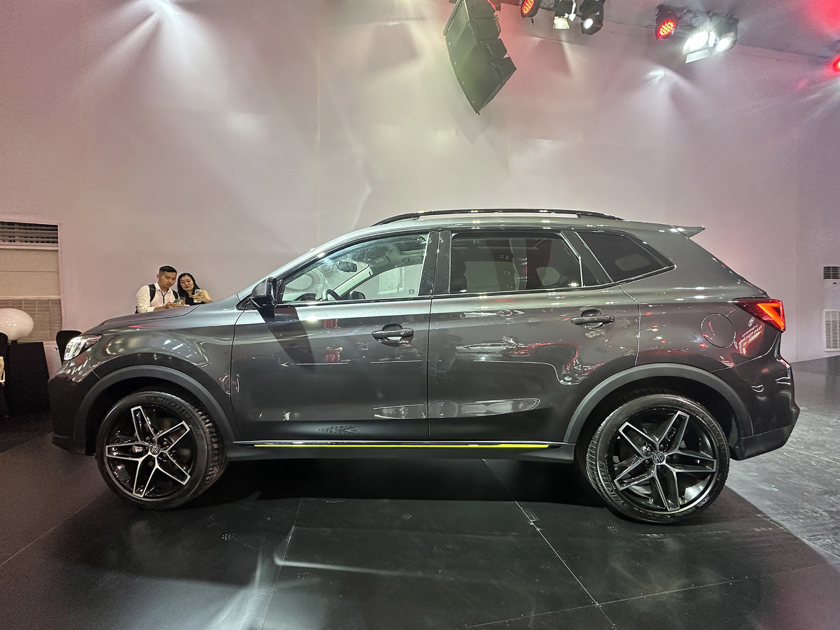 MG RX5 CUV cỡ C