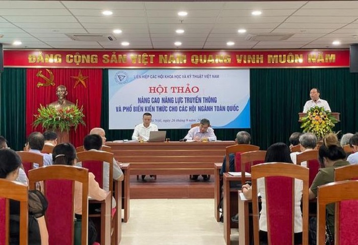Hội thảo “Nâng cao năng lực truyền thông và phổ biến kiến thức cho các hội ngành toàn quốc” – Ảnh: VGP/Hoàng Giang