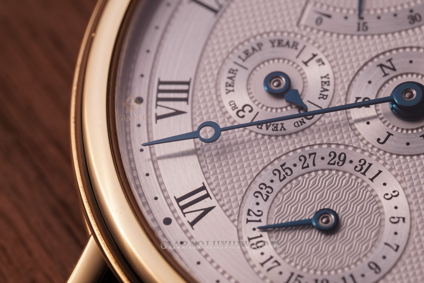 breguet-5327-26-of-30.jpg?v=1645758888047