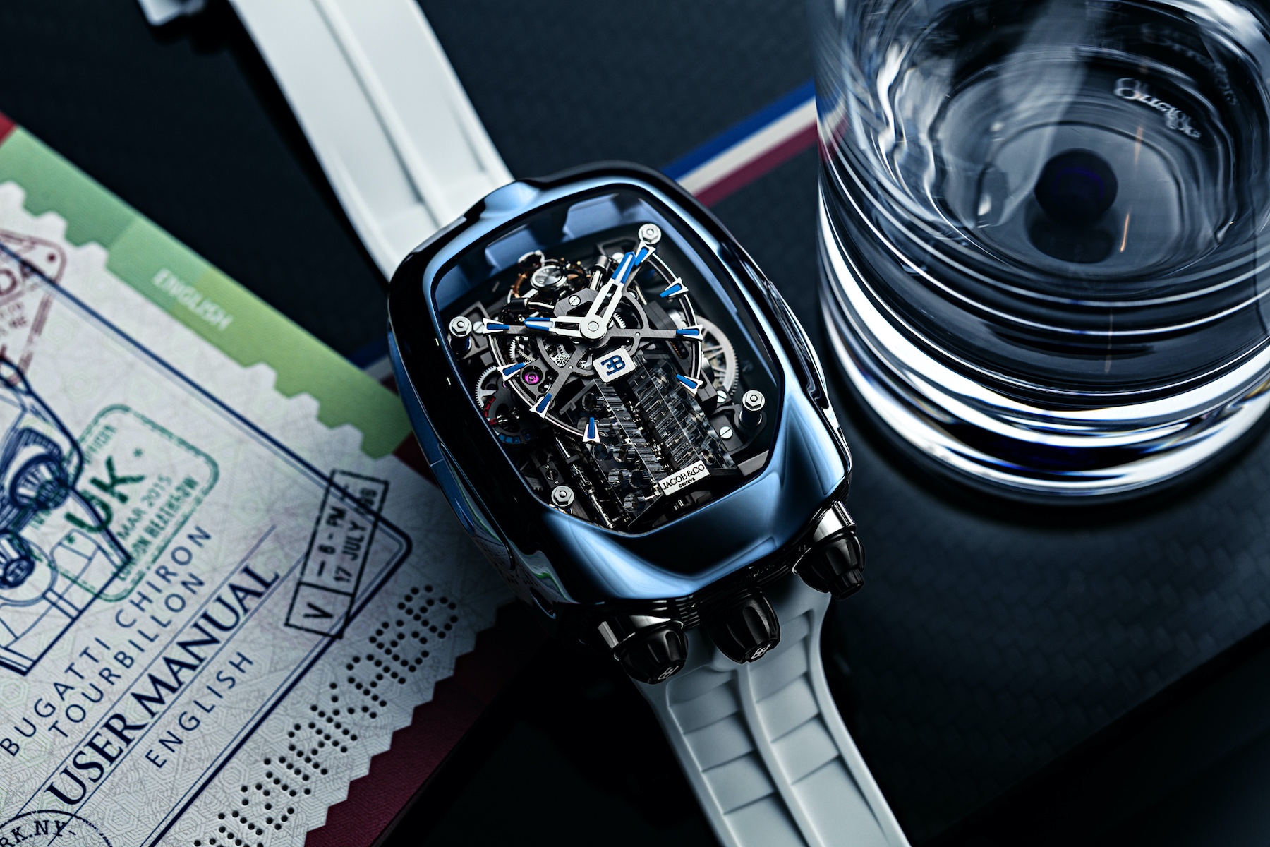 Đồng hồ Jacob & Co. Bugatti Chiron Tourbillon: Siêu xe ước mơ có ngay trên cổ tay